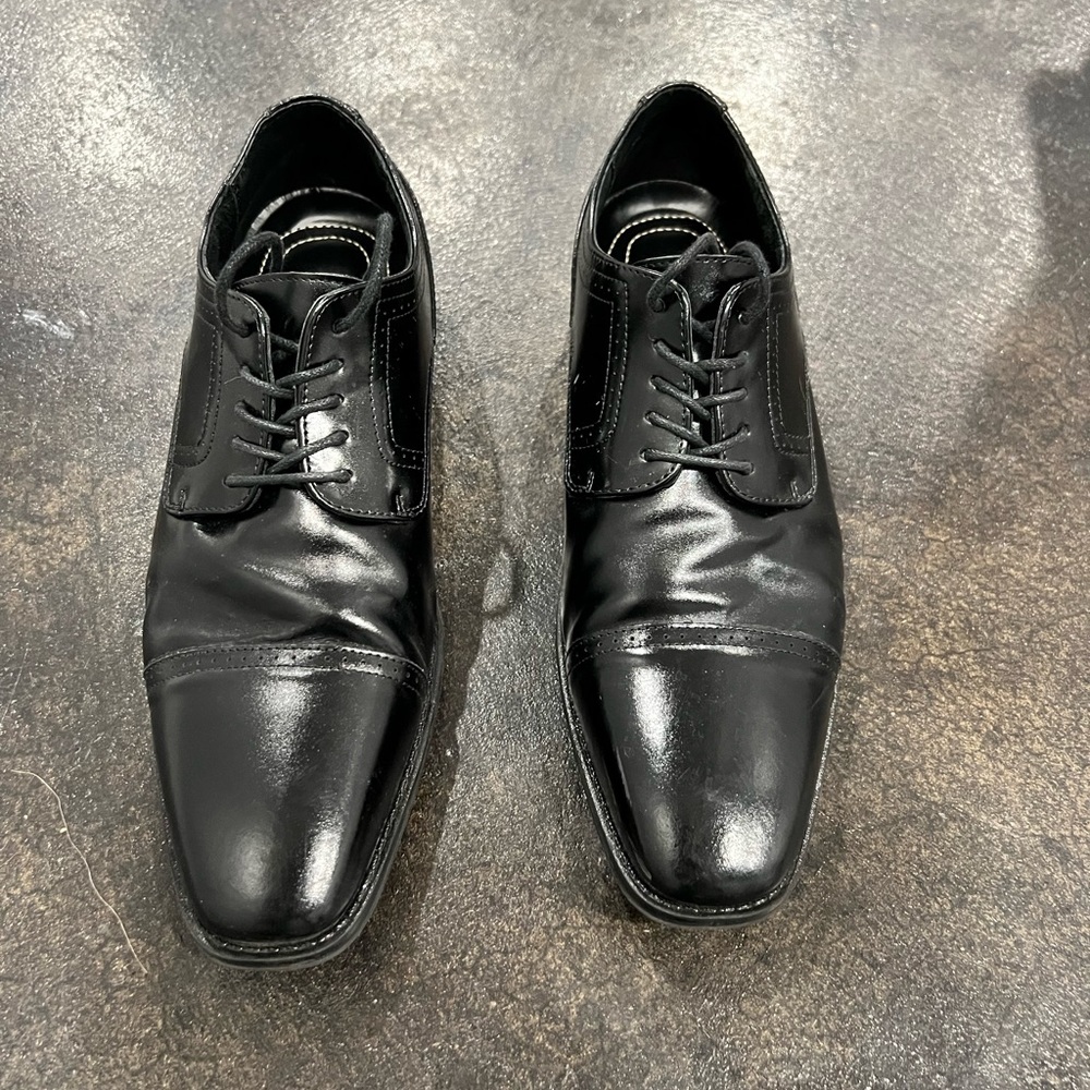 Men’s Dress Shoe - Size 10.5